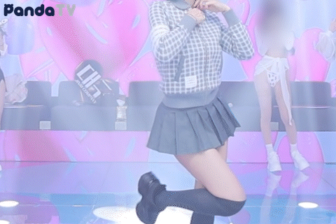 52a6927c008cabd3aeff53fb7958806e_1783684107_8077.gif