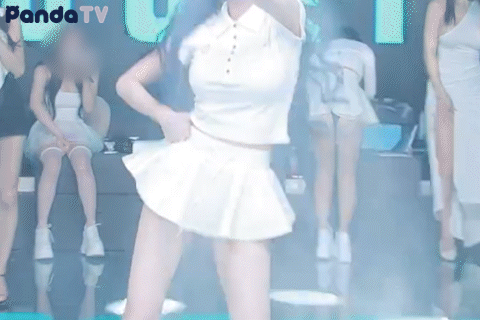 2175096d9b1b5797c35ab792537048b2_1789546567_8212.gif