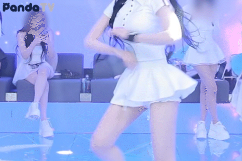 2175096d9b1b5797c35ab792537048b2_1789546571_4115.gif