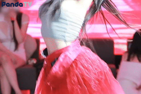 5b7d5e82bc87e4f94f0cb1a13c324bc9_1790931914_1213.gif
