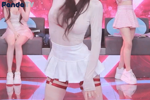 8e59fe8ef4ff42437a3dd353fedd6949_1793007970_5509.gif