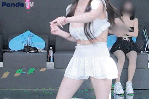 da2cb915e32484ed6893375f94d4d47b_1792056398_0184.gif